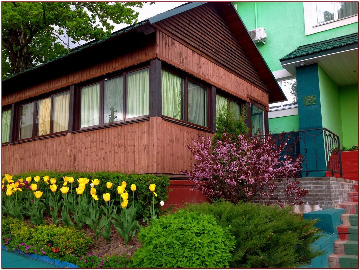 Hotel Dvoryanskoye Gnezdo Smolensk Exterior foto